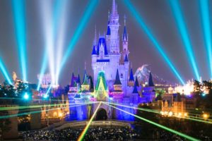 ディズニーのカウントダウン19 では年越しそばやお雑煮がない まさかの理由とは Disney Life Fun