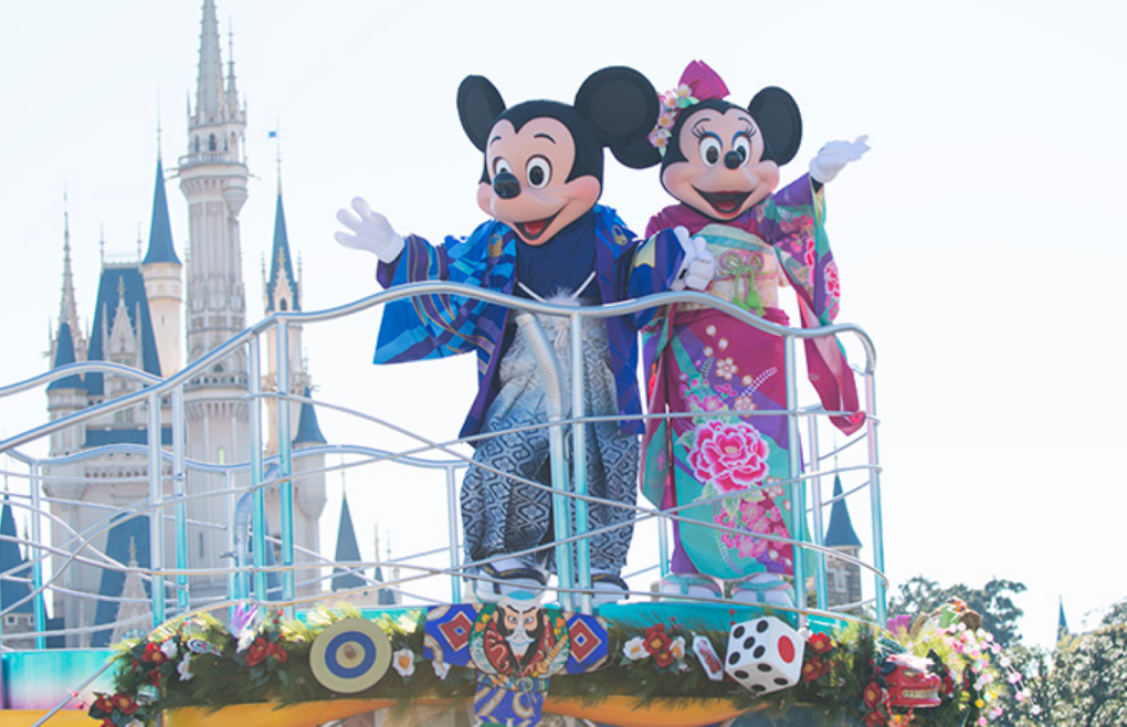 最新 ディズニーランド ディズニーシーのお正月イベント19とは いつ混雑する Disney Life Fun