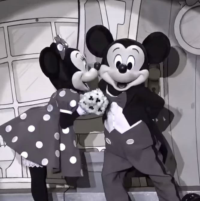 動画まとめ ニューフェイス 新しい顔 のミッキー ミニーが19年3月26日ついに登場 Disney Life Fun