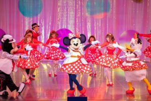 ディズニーのキャラクターグリーティングとは 写真の値段はいくら Disney Life Fun